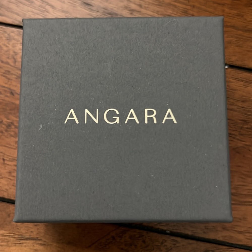 Angara pearl necklace charm - Picture 2 of 2